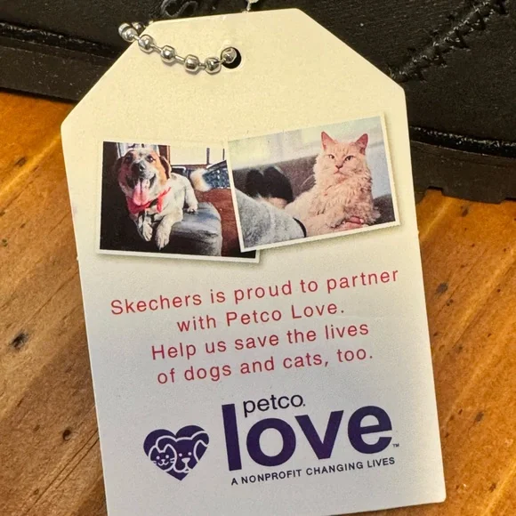 BOBS from Skechers - Petco Love Collab - New w/Tags - Women's Size 8 -Black Lugs - Picture 5 of 13